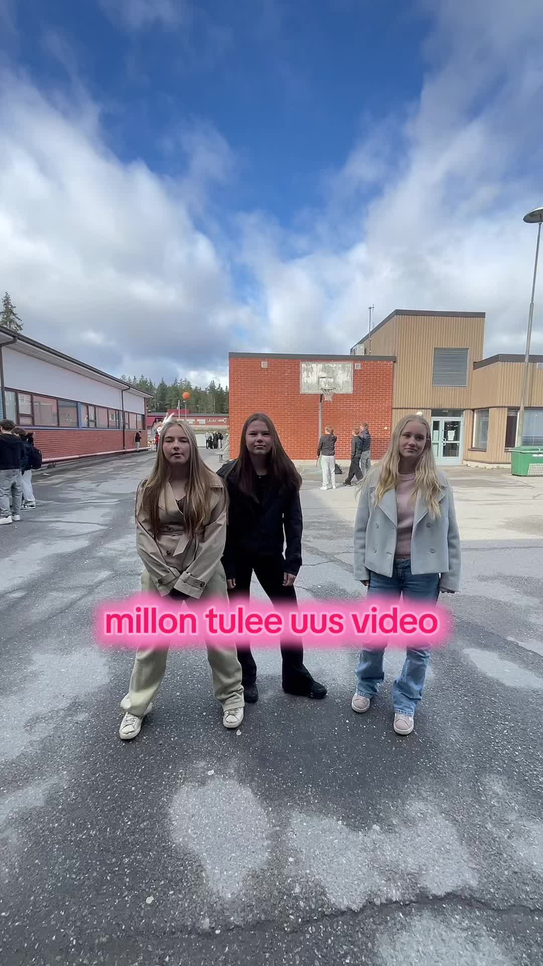 @✊🏿✊🏿