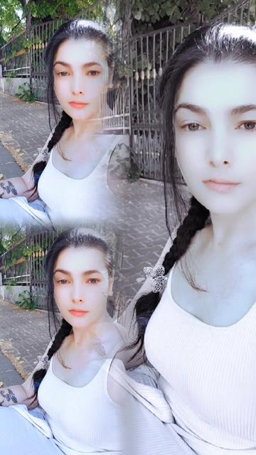 @eu sunt bn &icirc;n felul meu😉👑