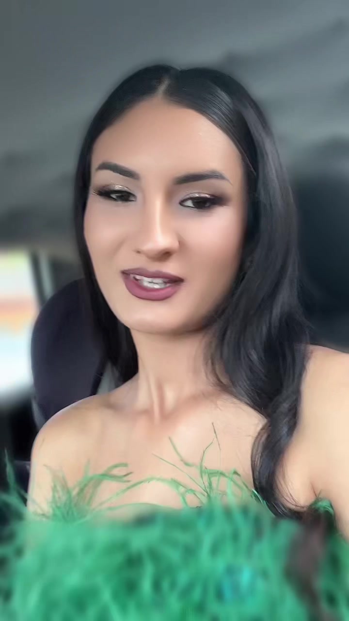 @Adelina Ravasan
