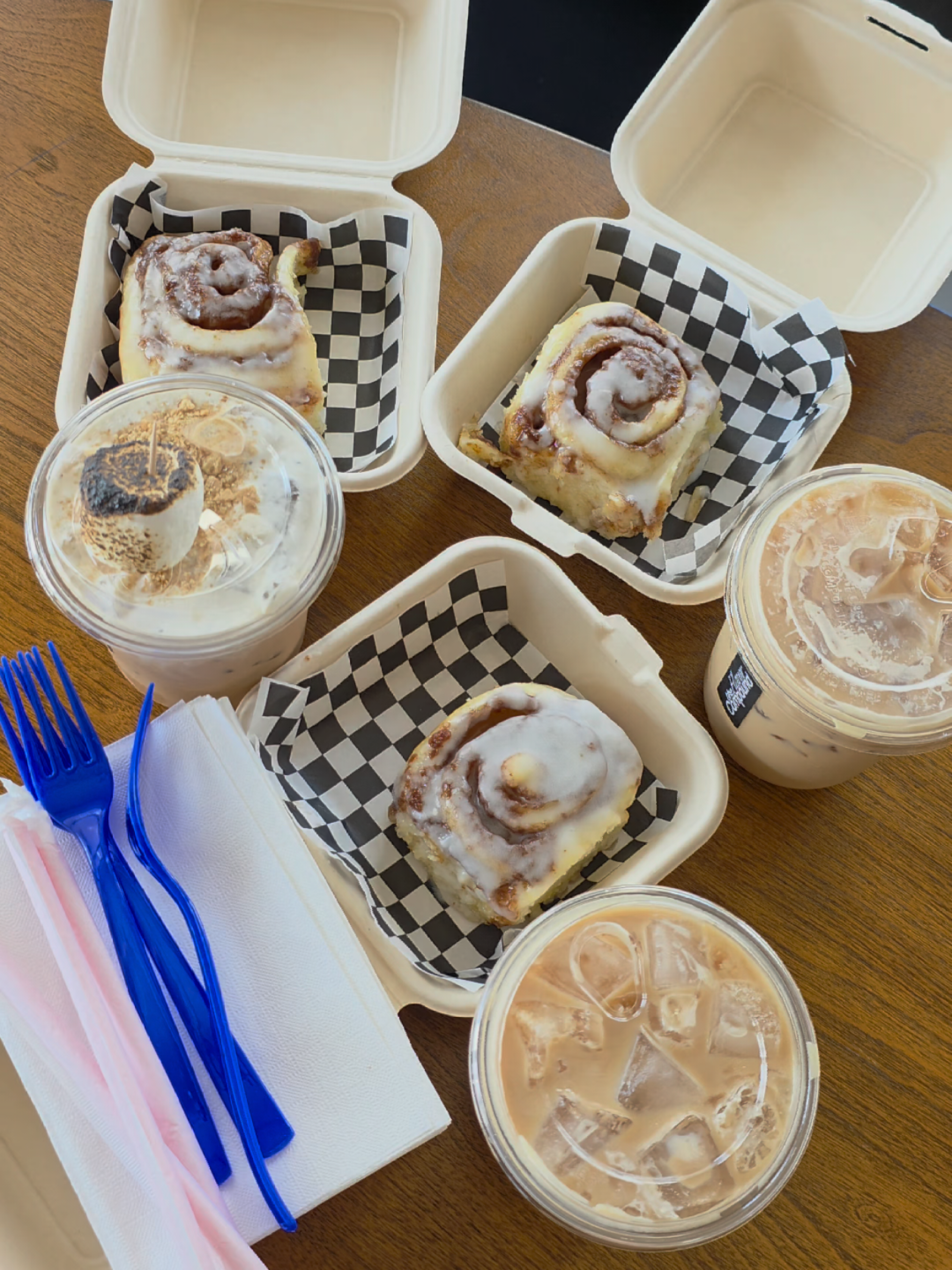 @956RGV 🎀 Mad Melba's Munchies