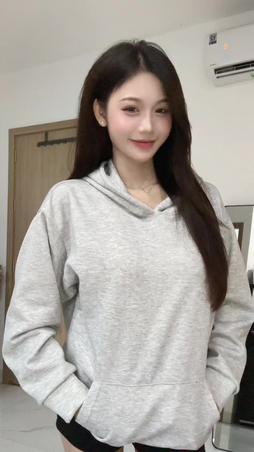 @Trân