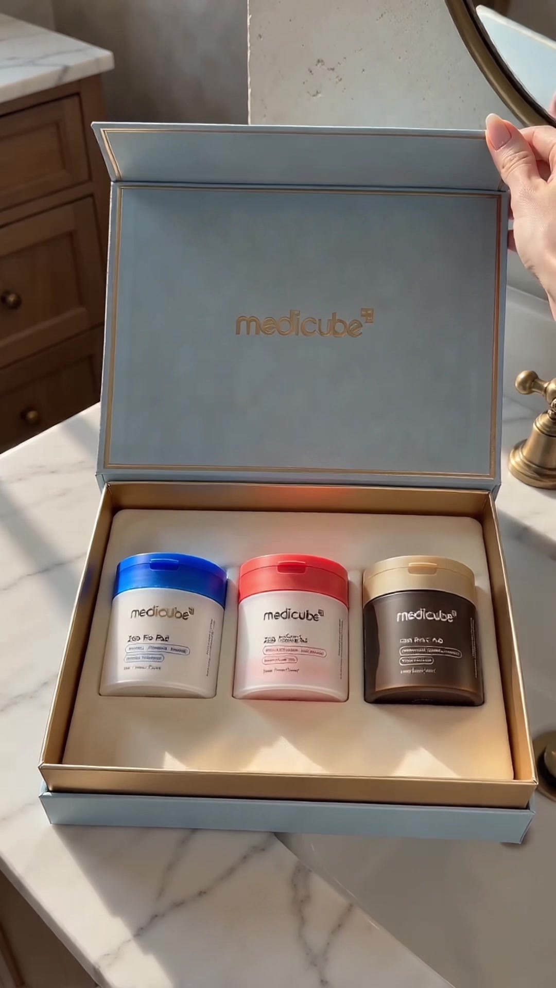 @UK Beauty Finds Mia