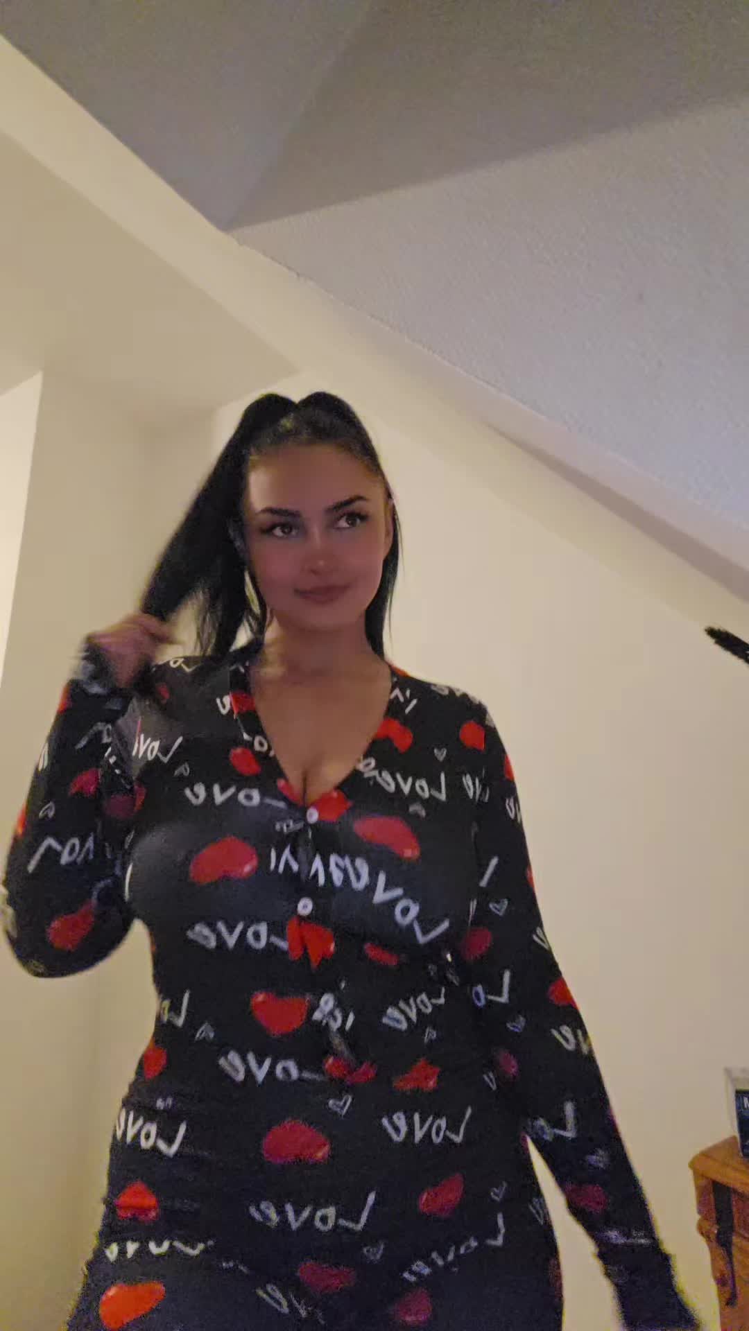 @Miruna Show1990110