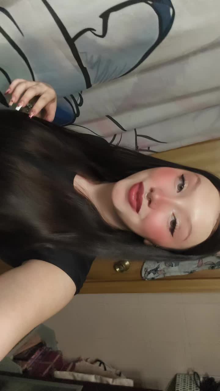 @Laariiiitaaa
