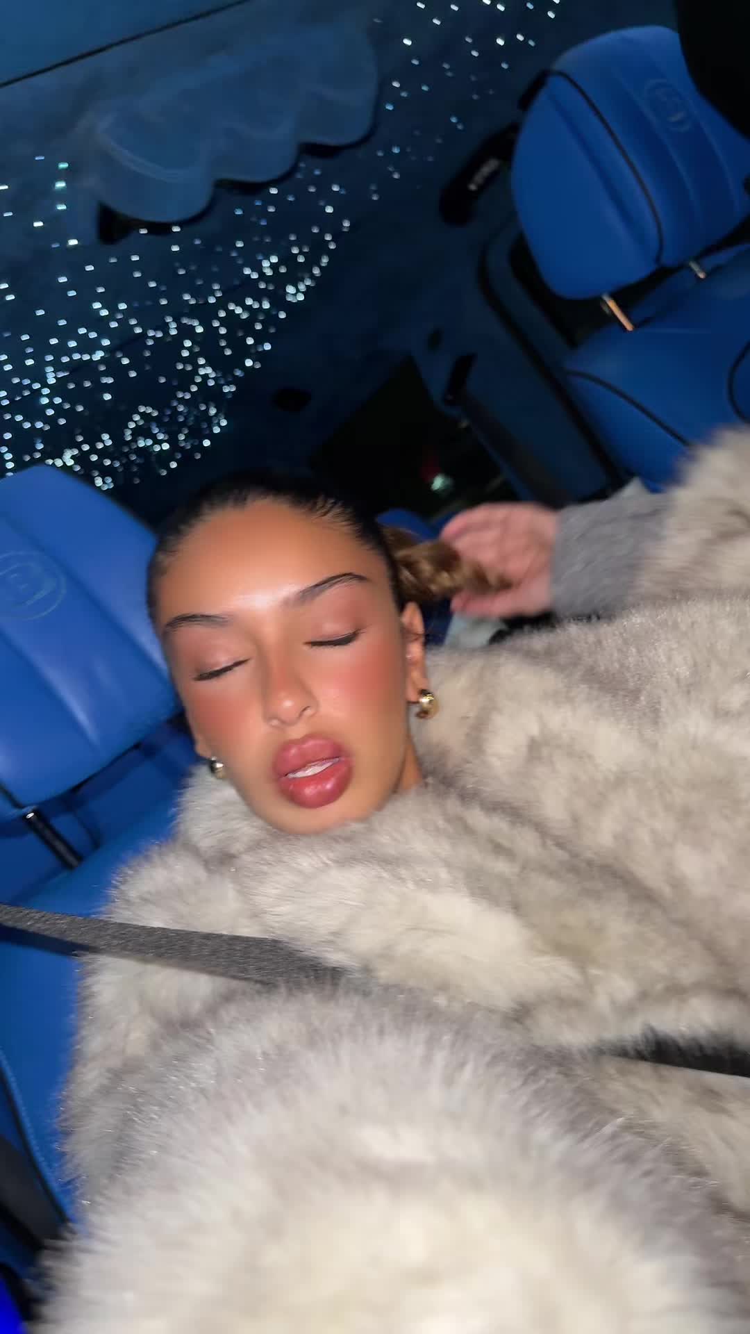 @Y