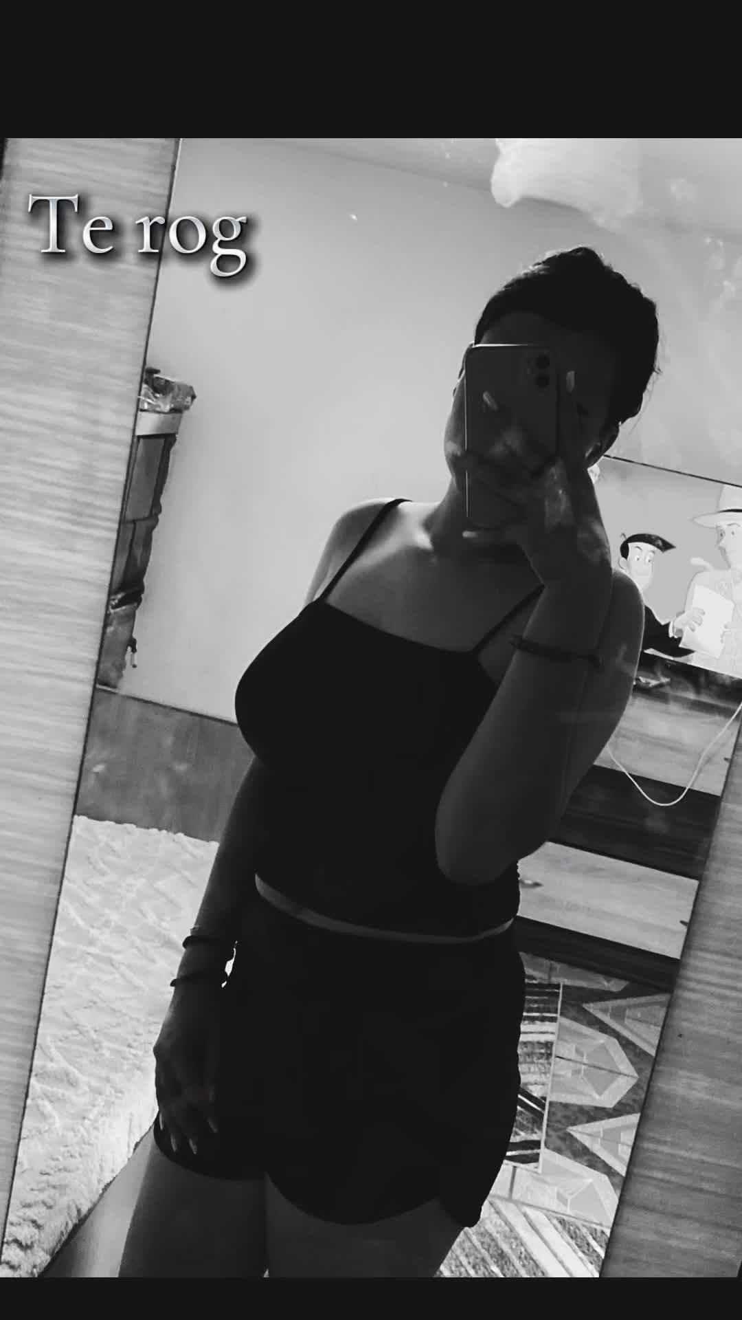 @_Medee_
