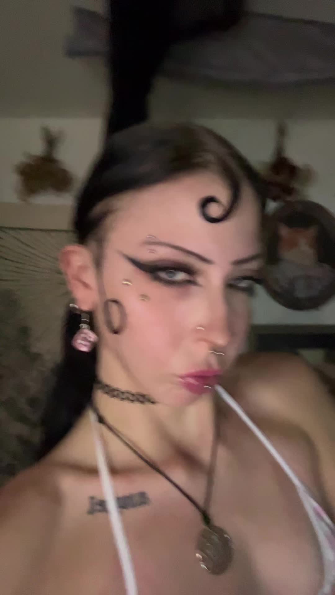 @vampy 𓆩♱𓆪
