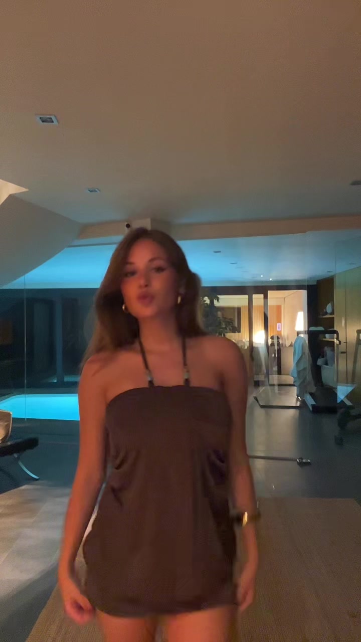 @chloe