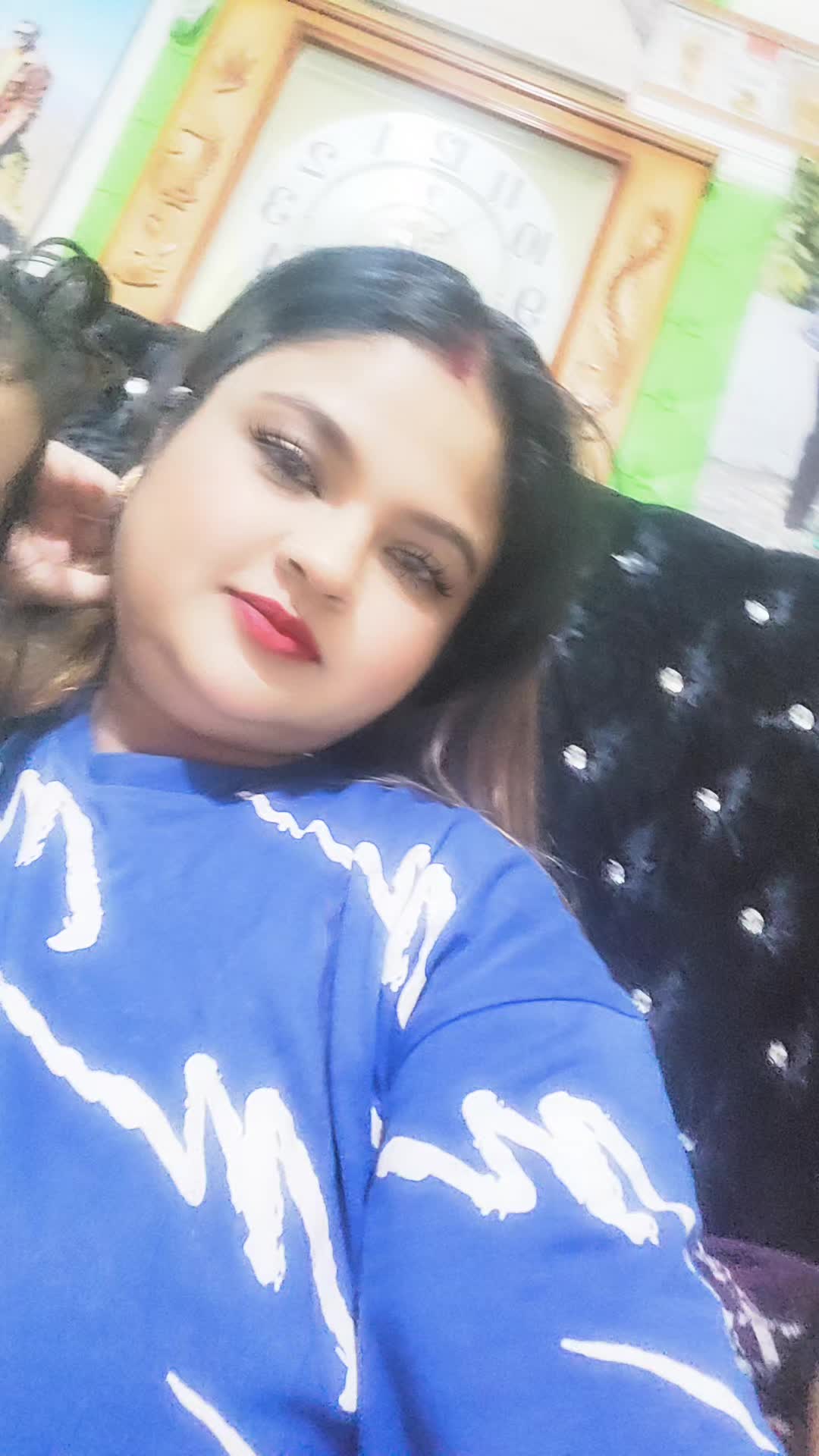 @MAAHI NEGI 👸
