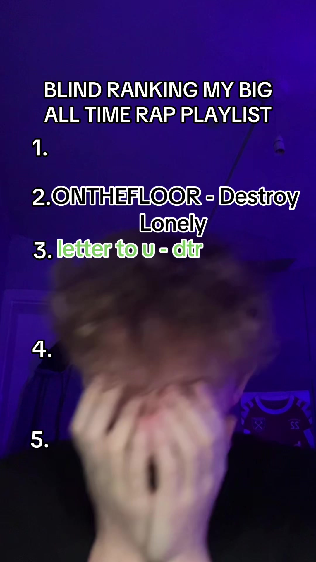@deeceyy