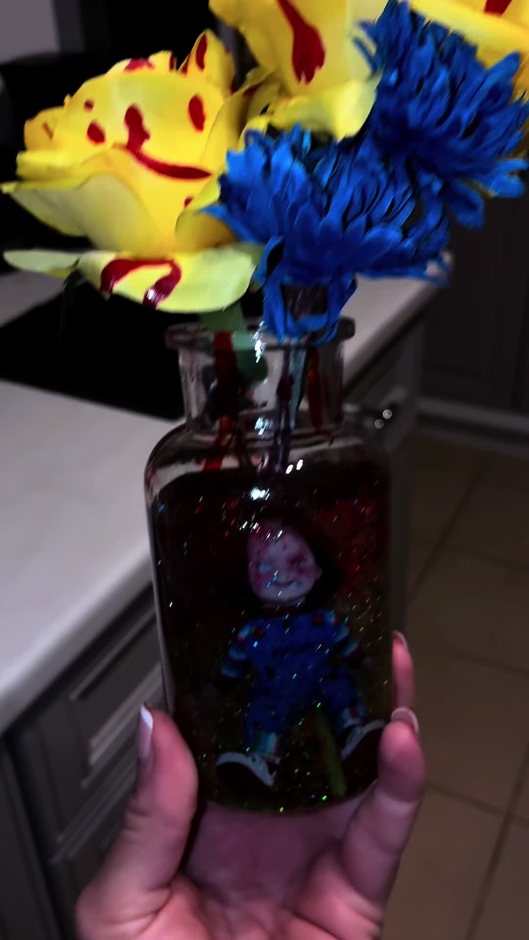 @offfensivebouquets