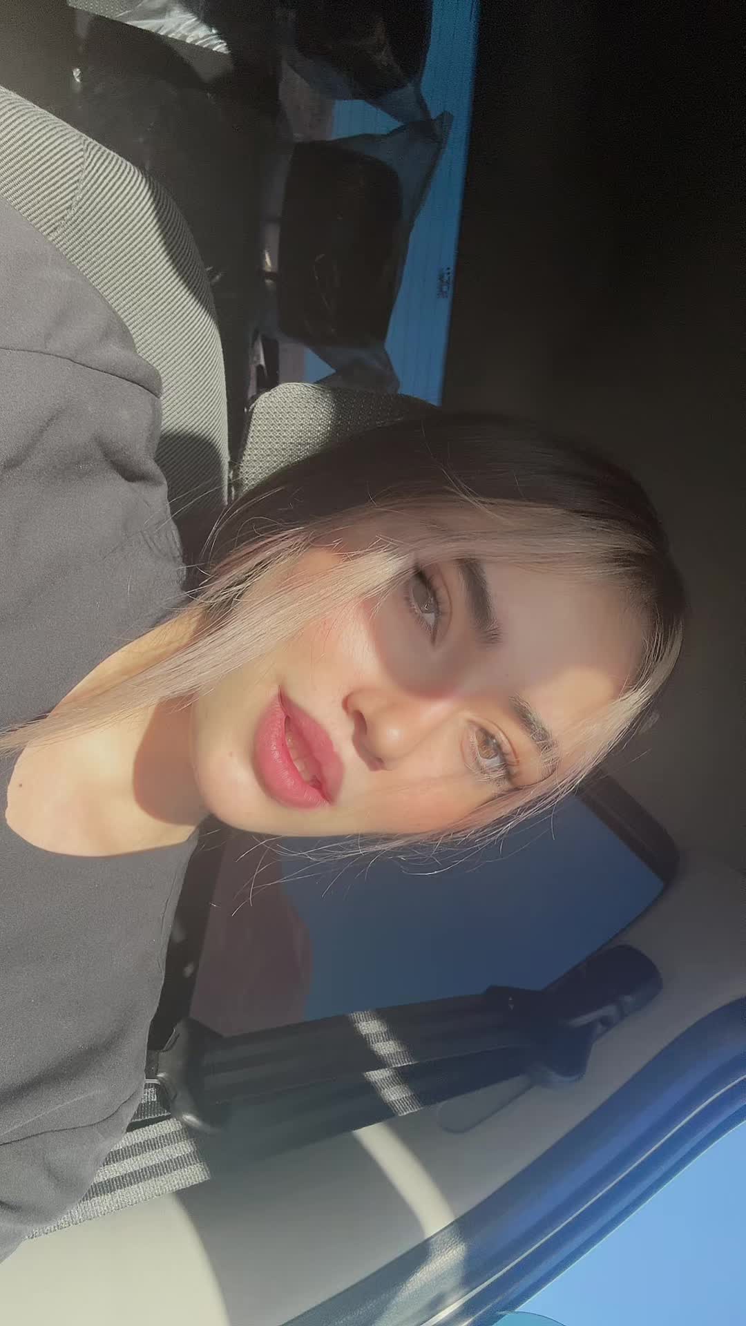 @Niayesh Khanian