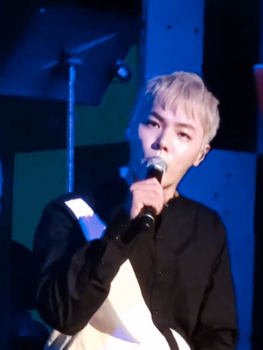 @유니