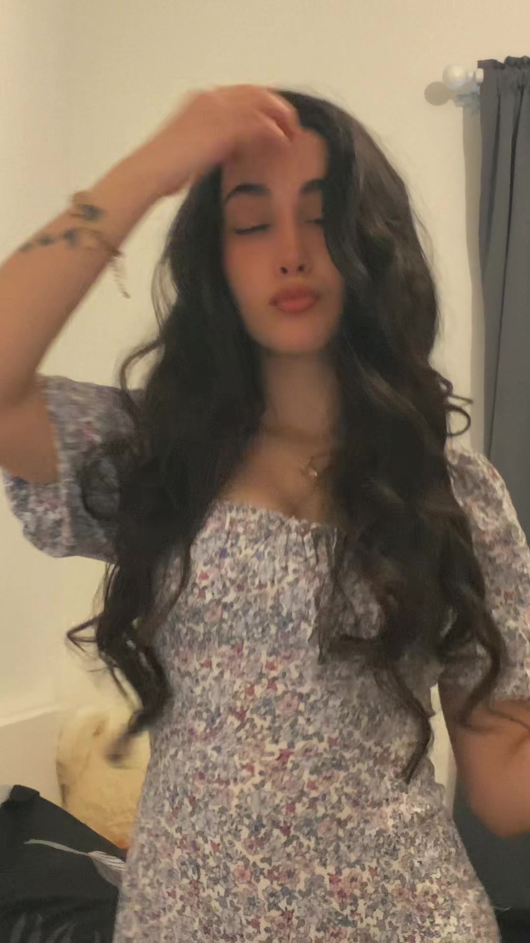 @Mobina__rh