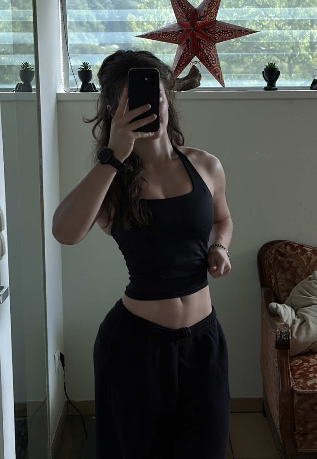 @_Stella_