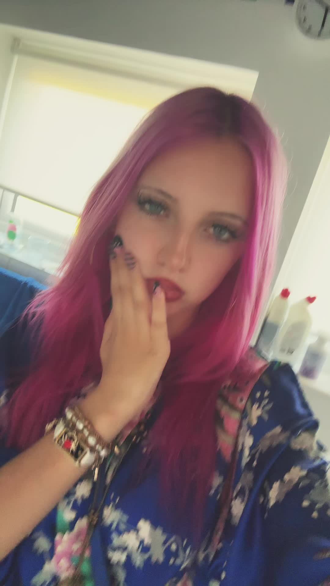 @sყᥣvιᥲ🧁🪽