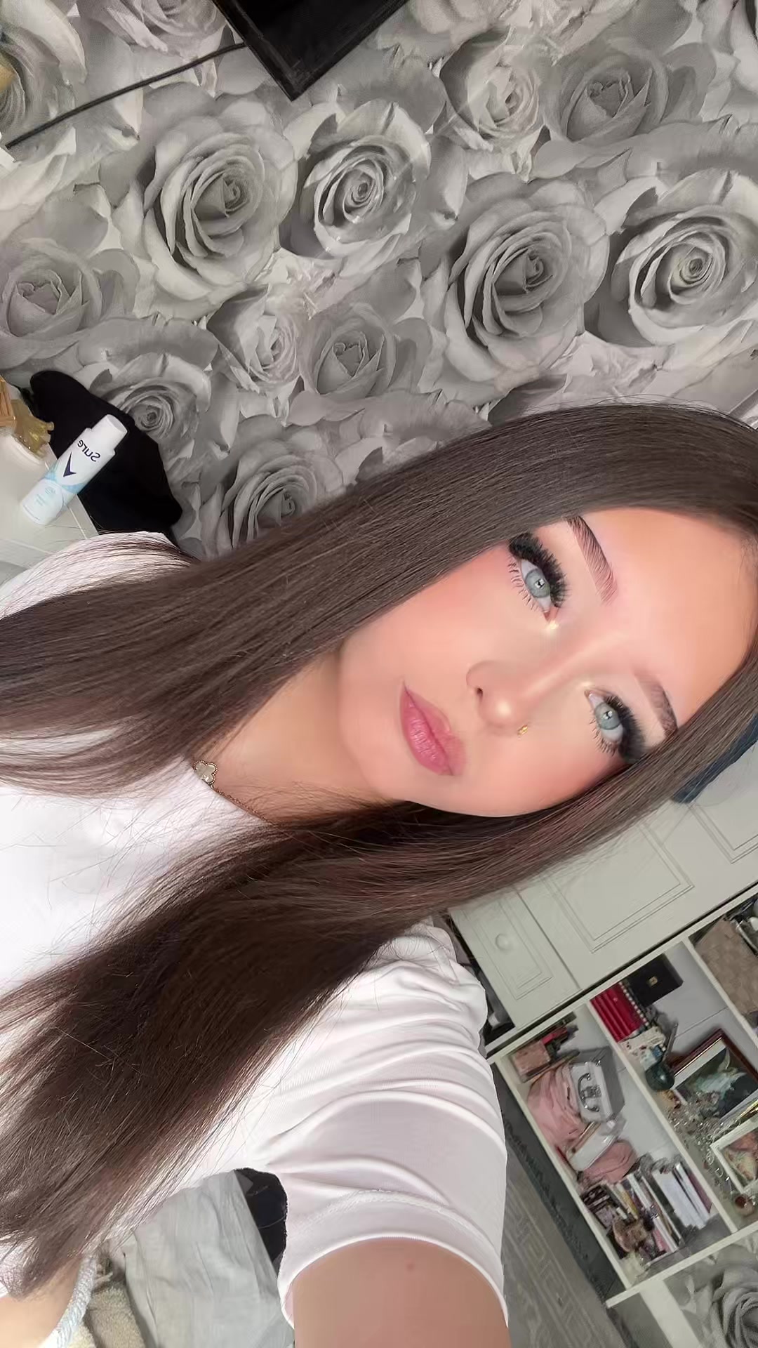 @♕