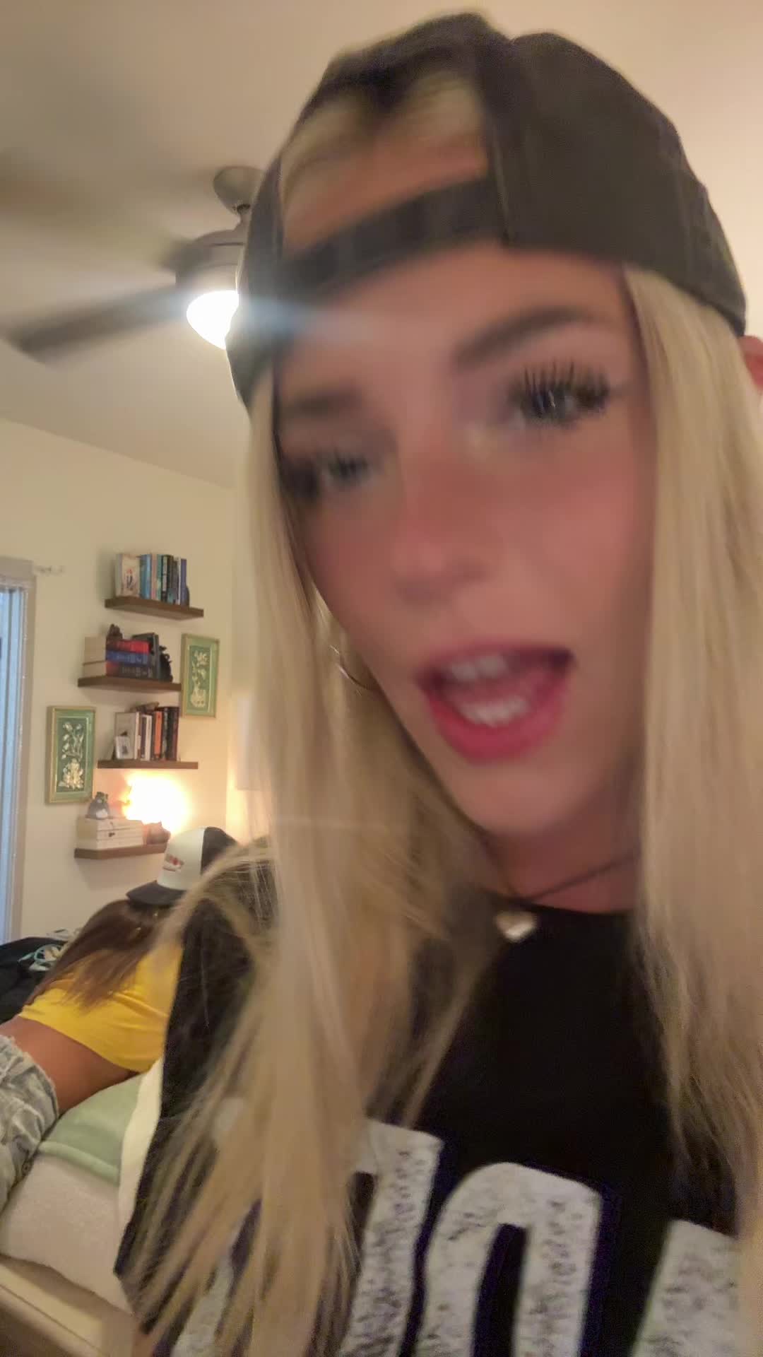 @chlo💫