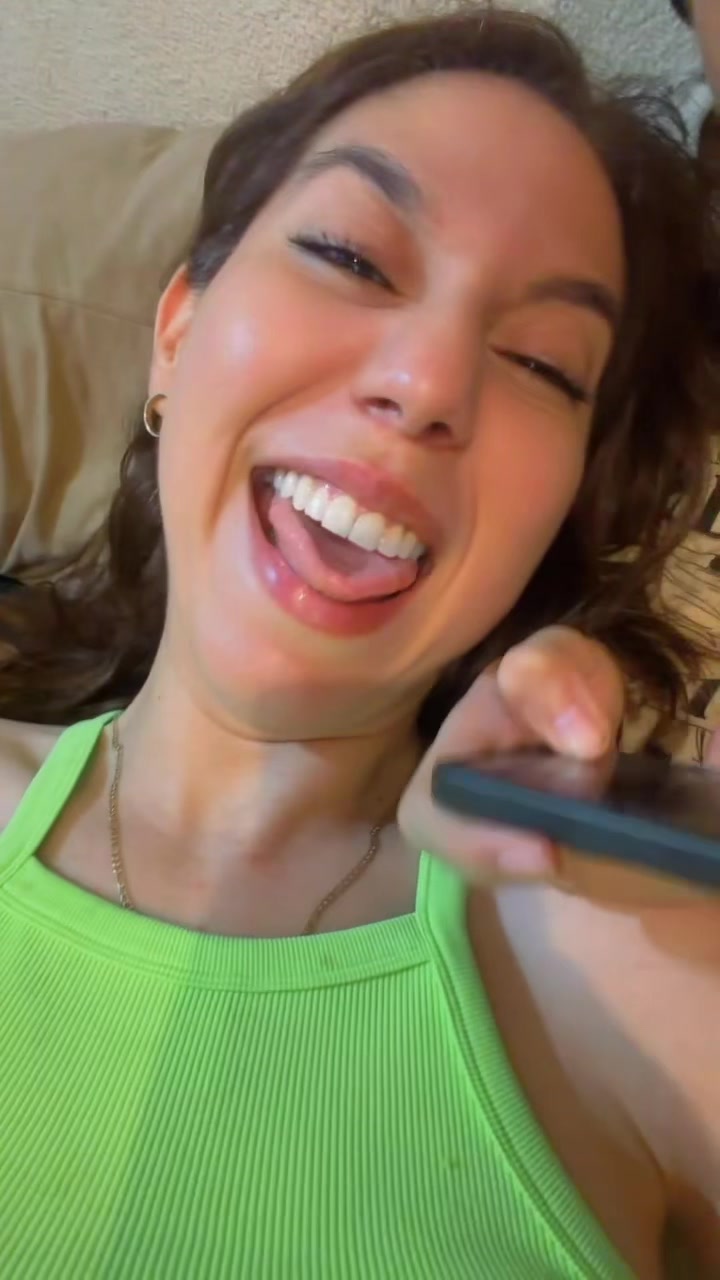 @Holasoyjanet