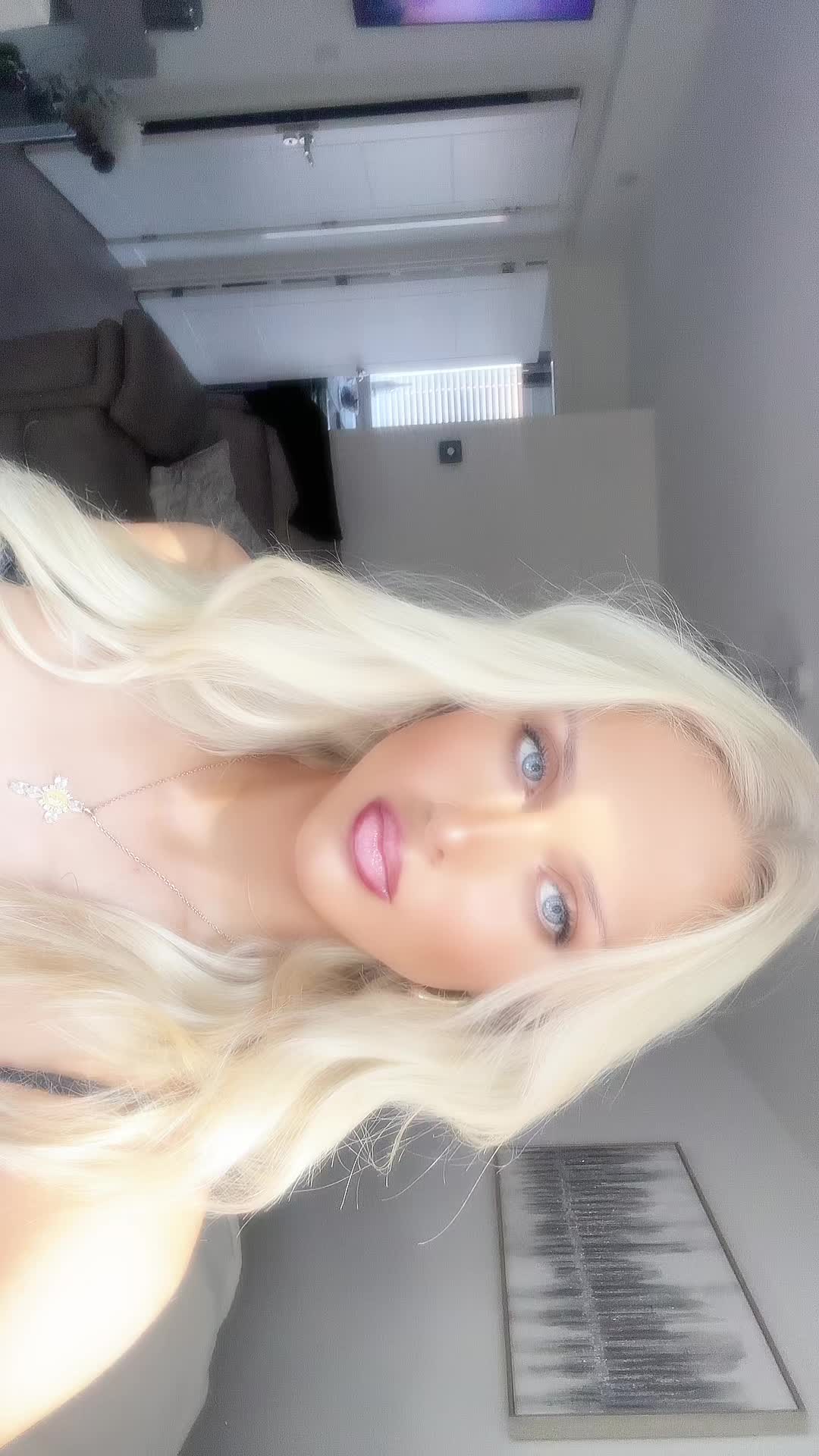 @𝓚𝓪𝓻𝓪 𝓶𝓪𝓻𝓲𝓪𝓷 &dagger;