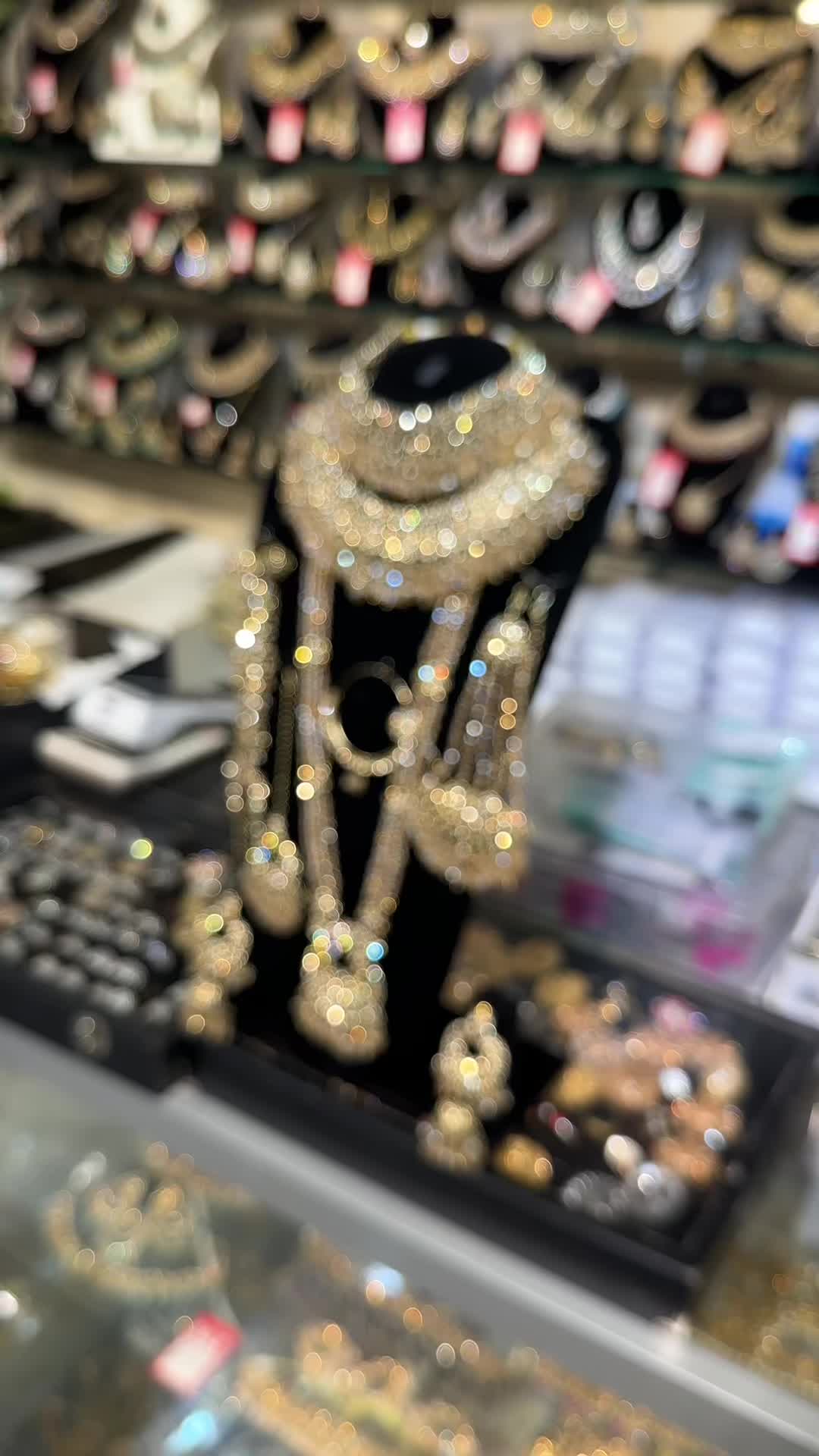 @FashionHouse438D