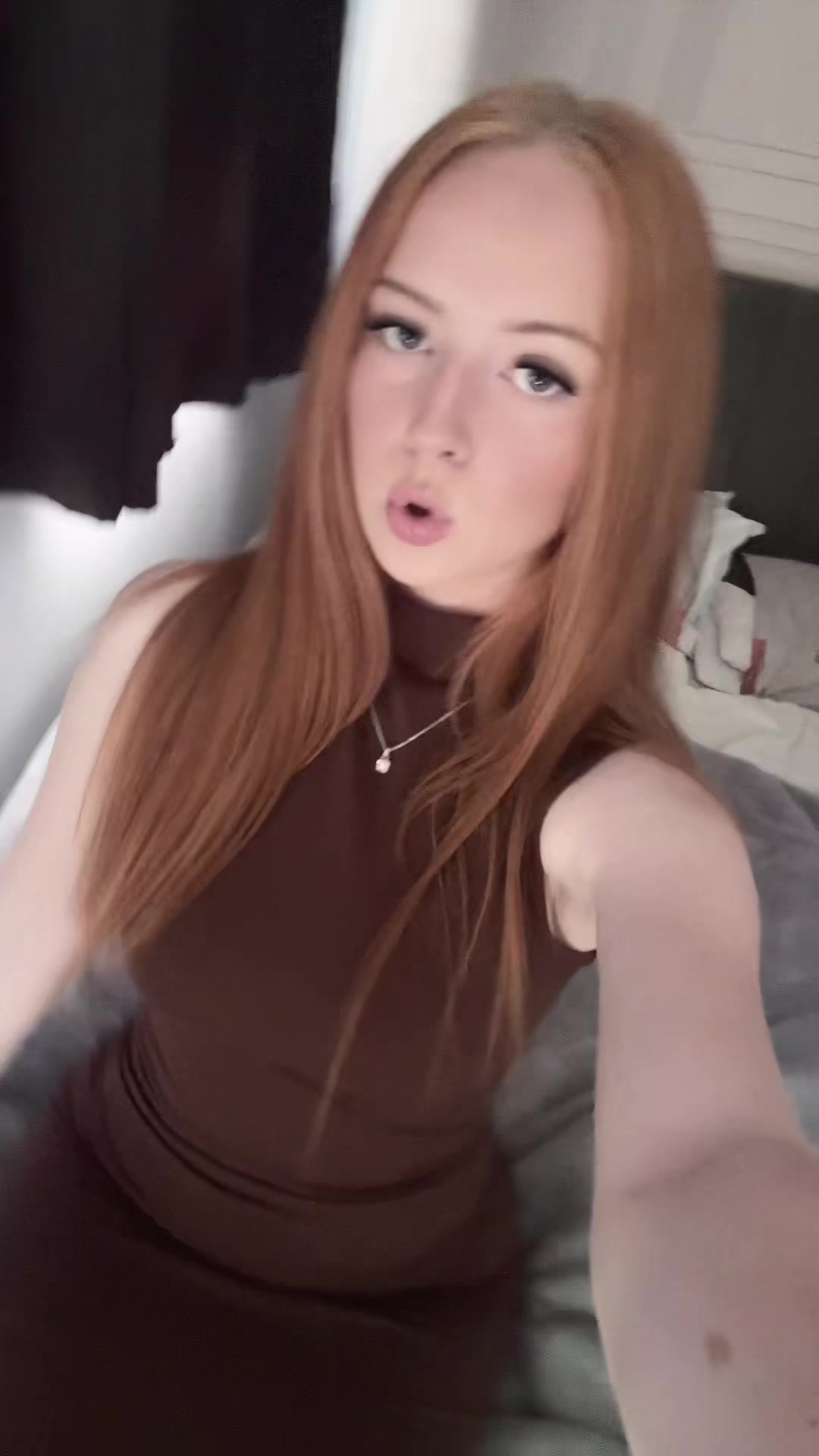 @phoebe x