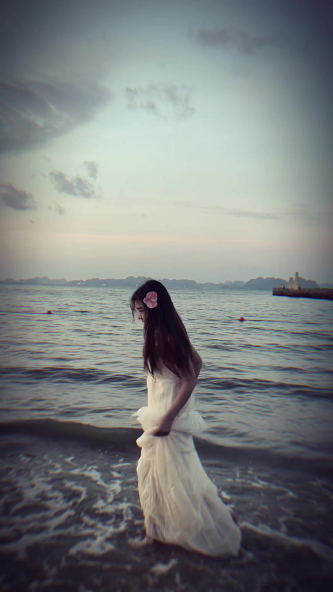@B&iacute;ch Hườnggg 🐳