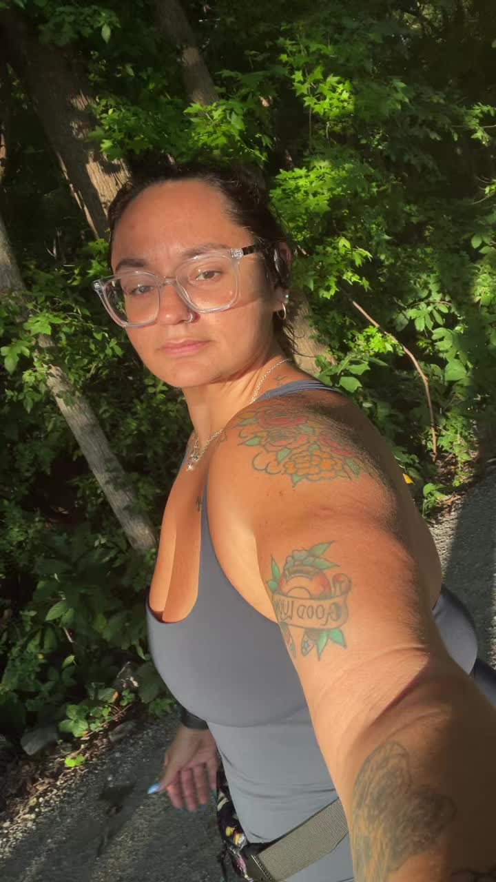 @Carsybunny