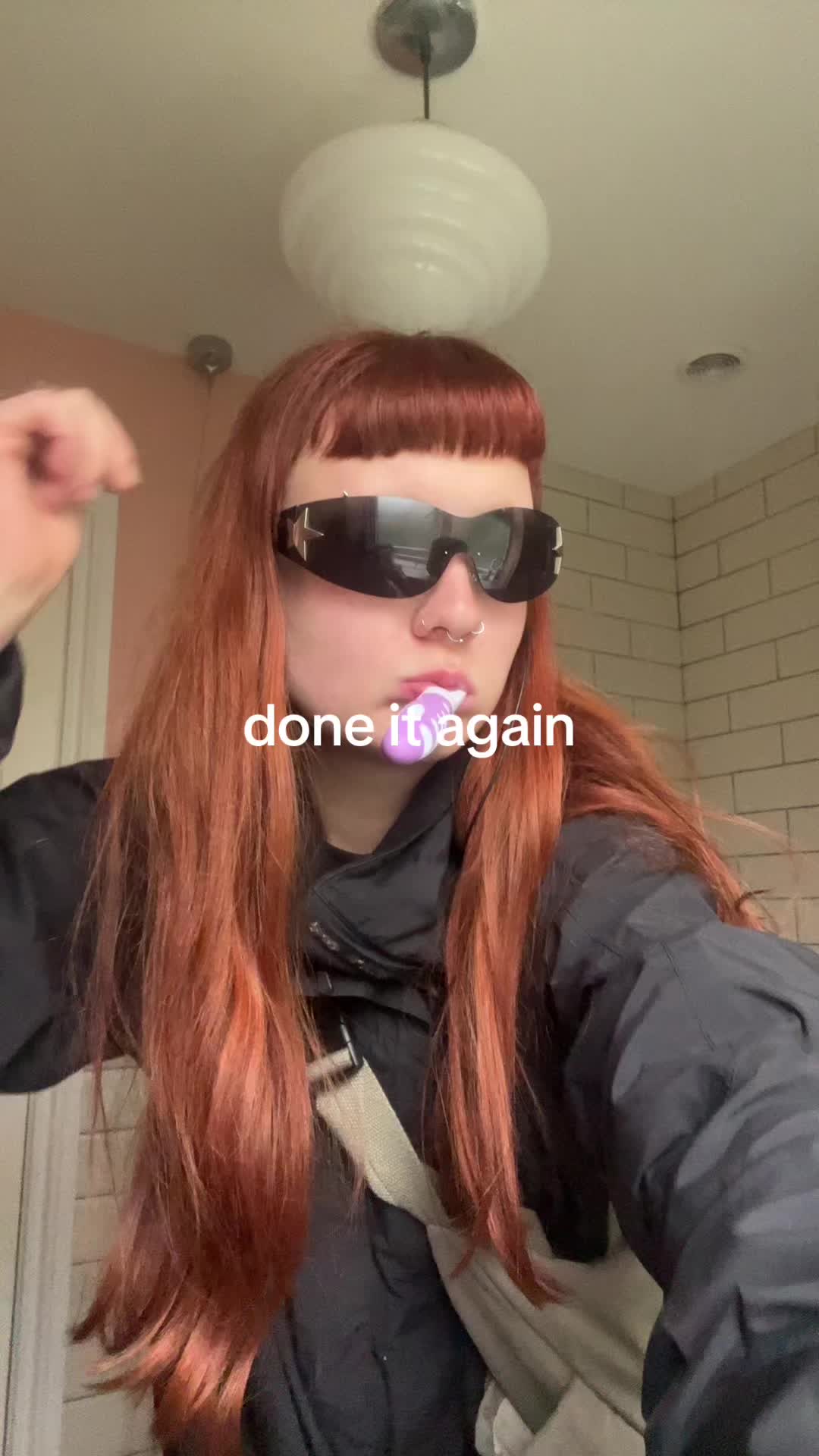 @mo🦇💜