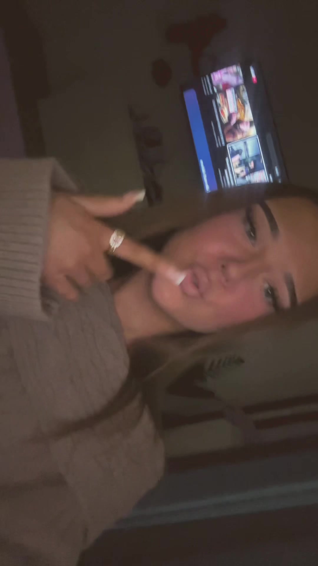 @user26 ❥