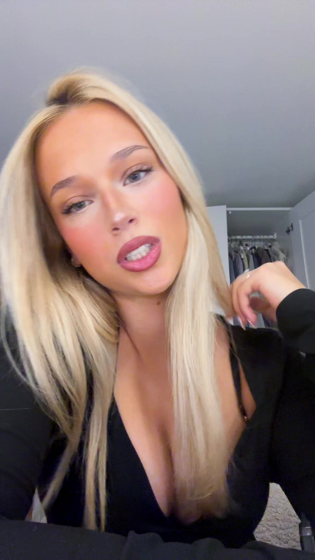 @louprivxox