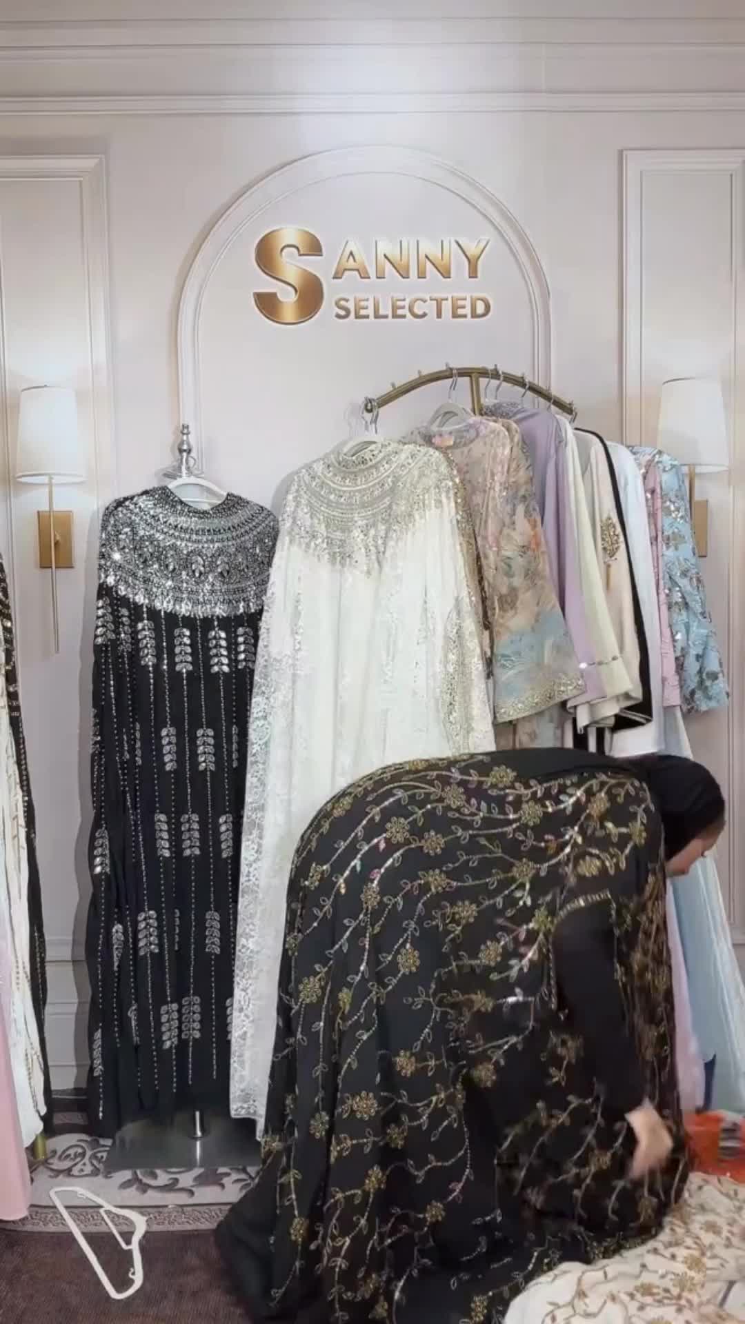 @sanny_abaya_uk