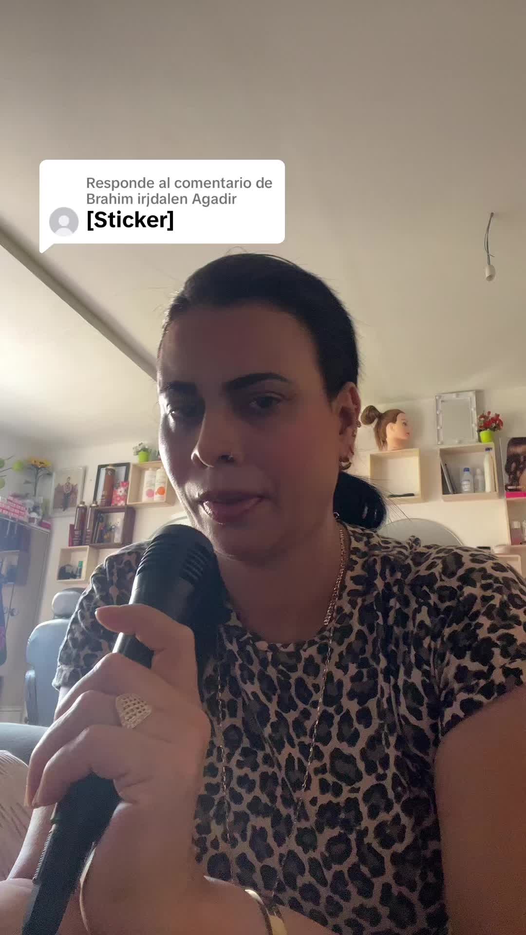 @Peluquer&iacute;a saralwarda