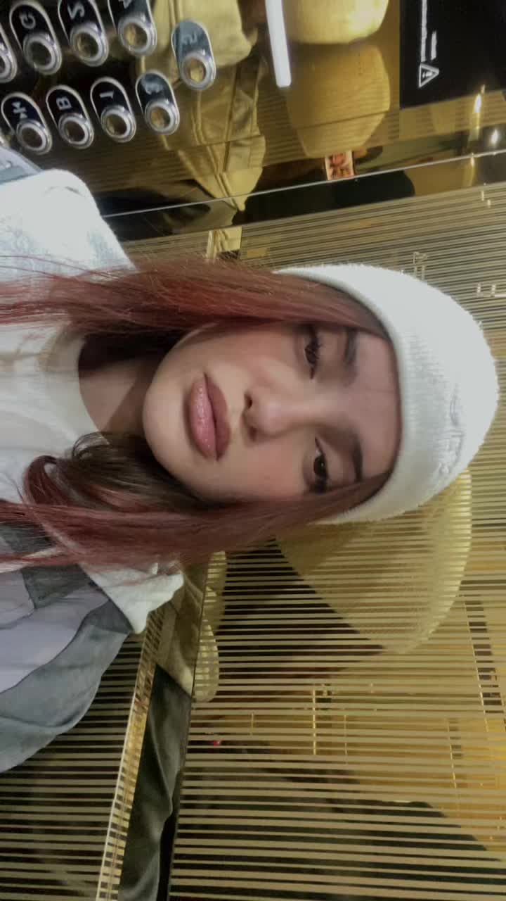 @Rayka