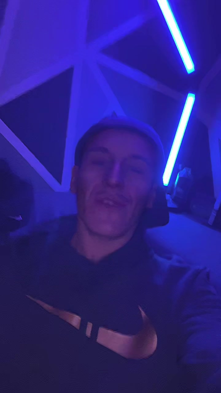 @Ledemon_62