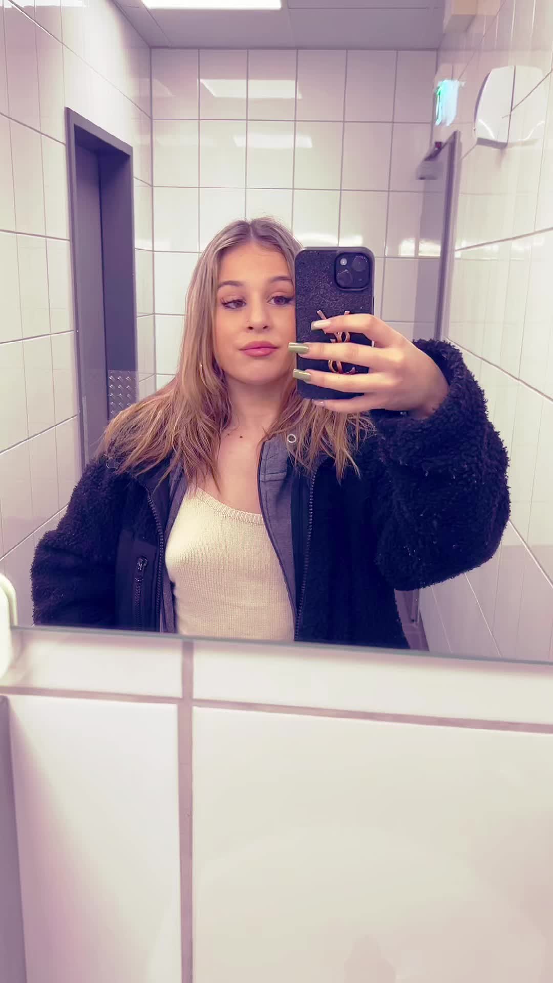 @angi