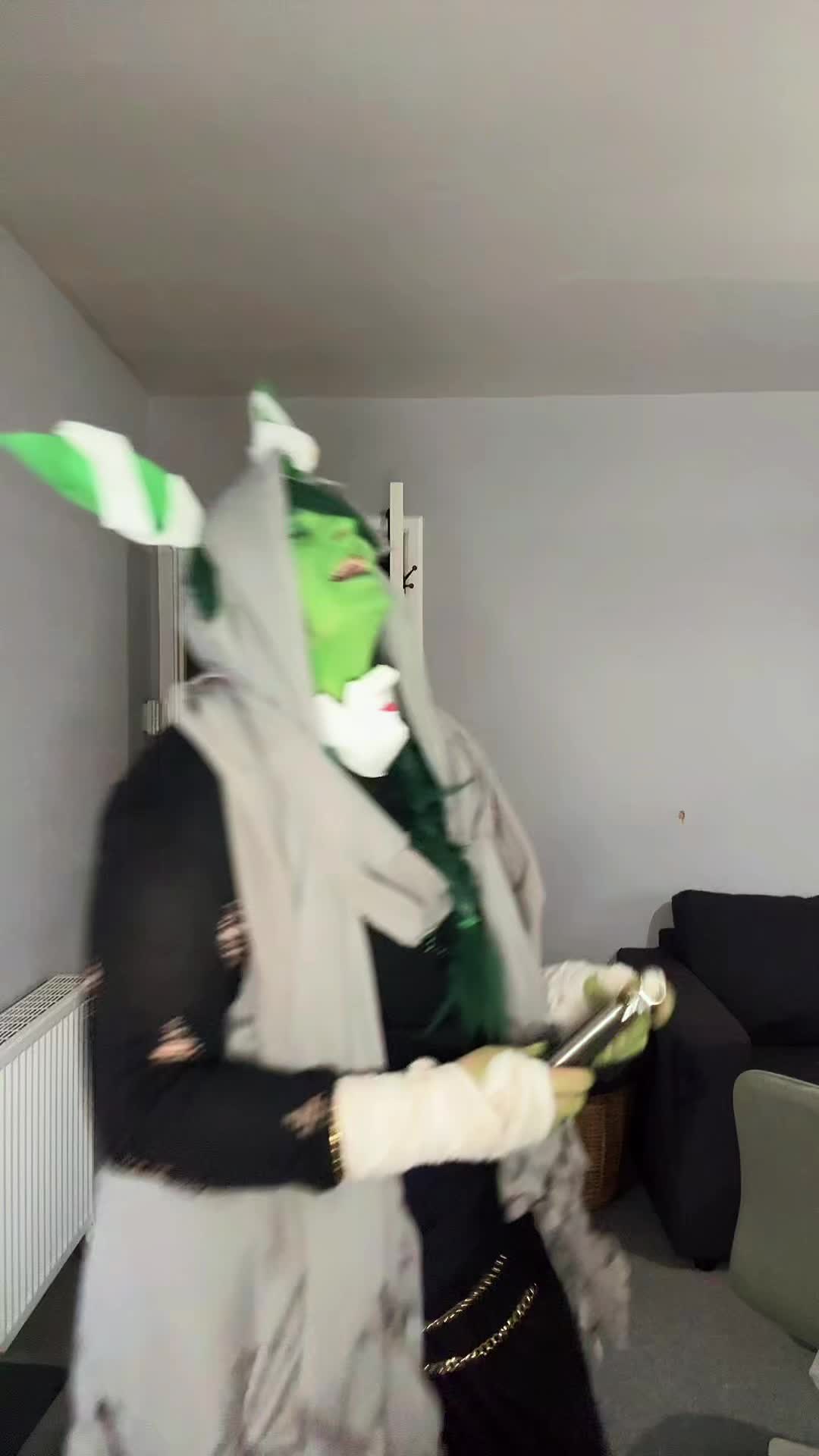 @CosplayerEggg