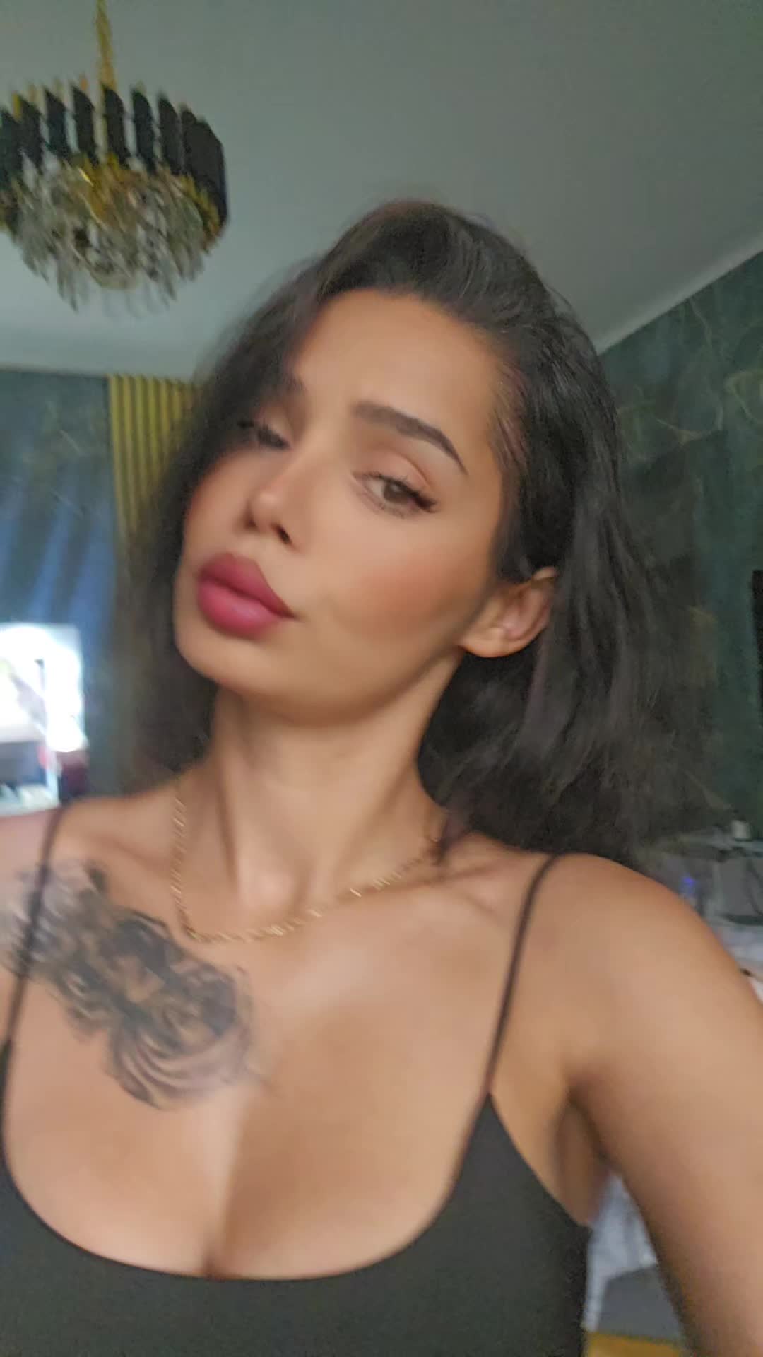 @nikoleta