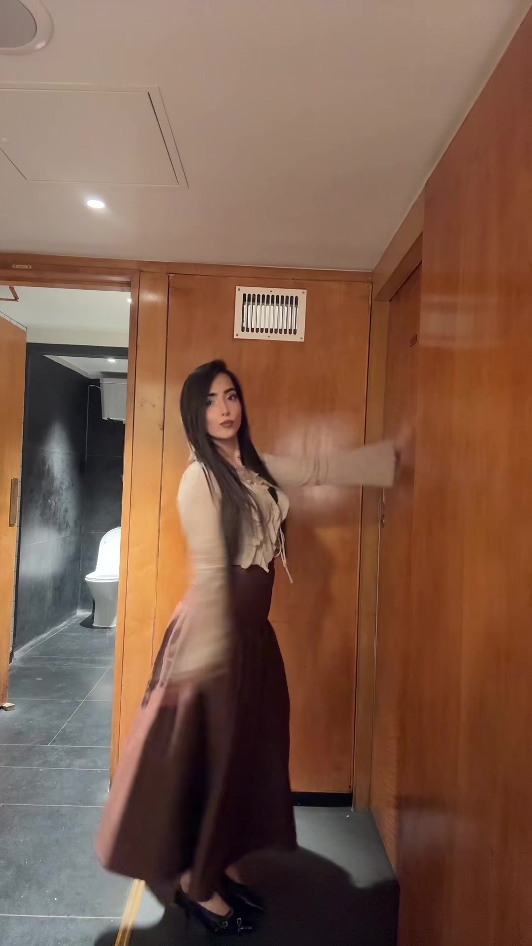 @Esra