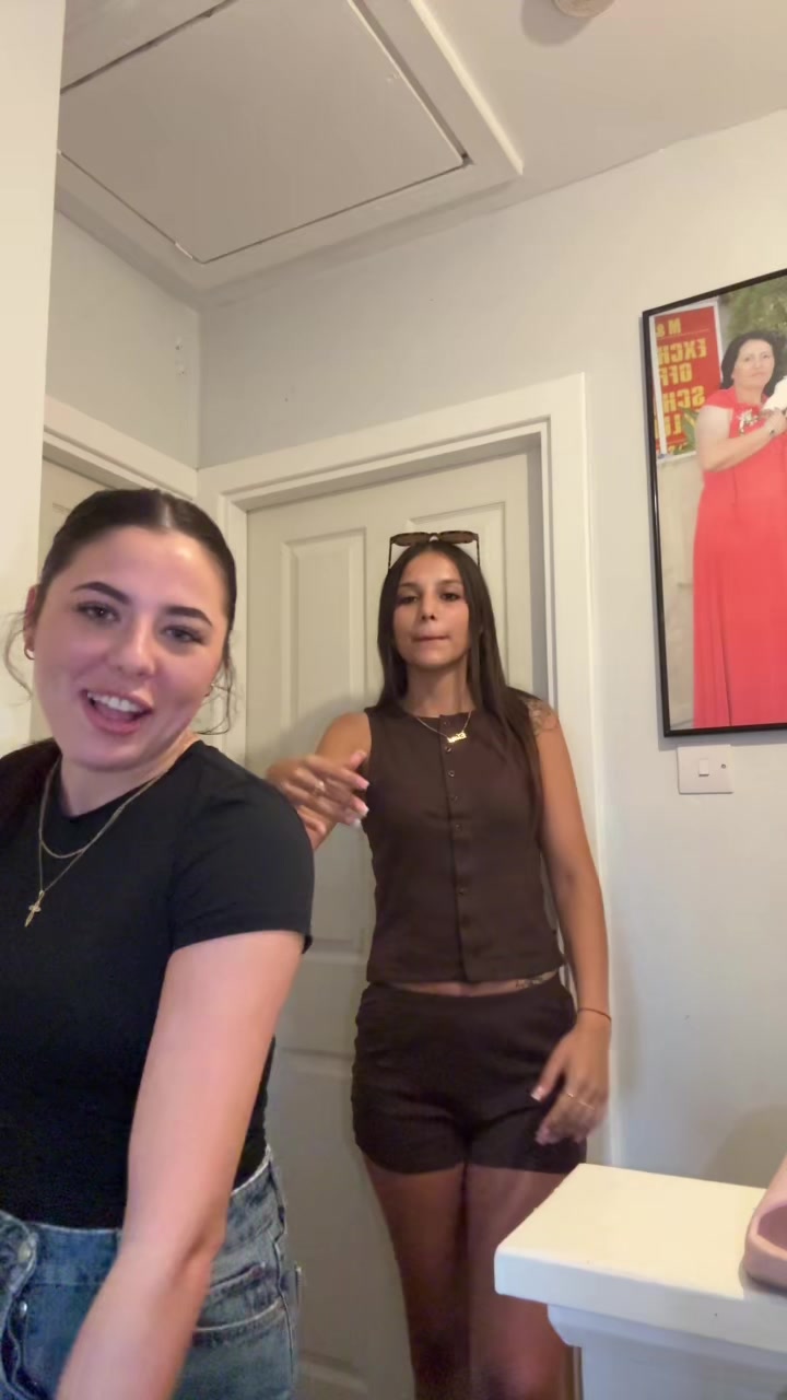 @livelaughlove