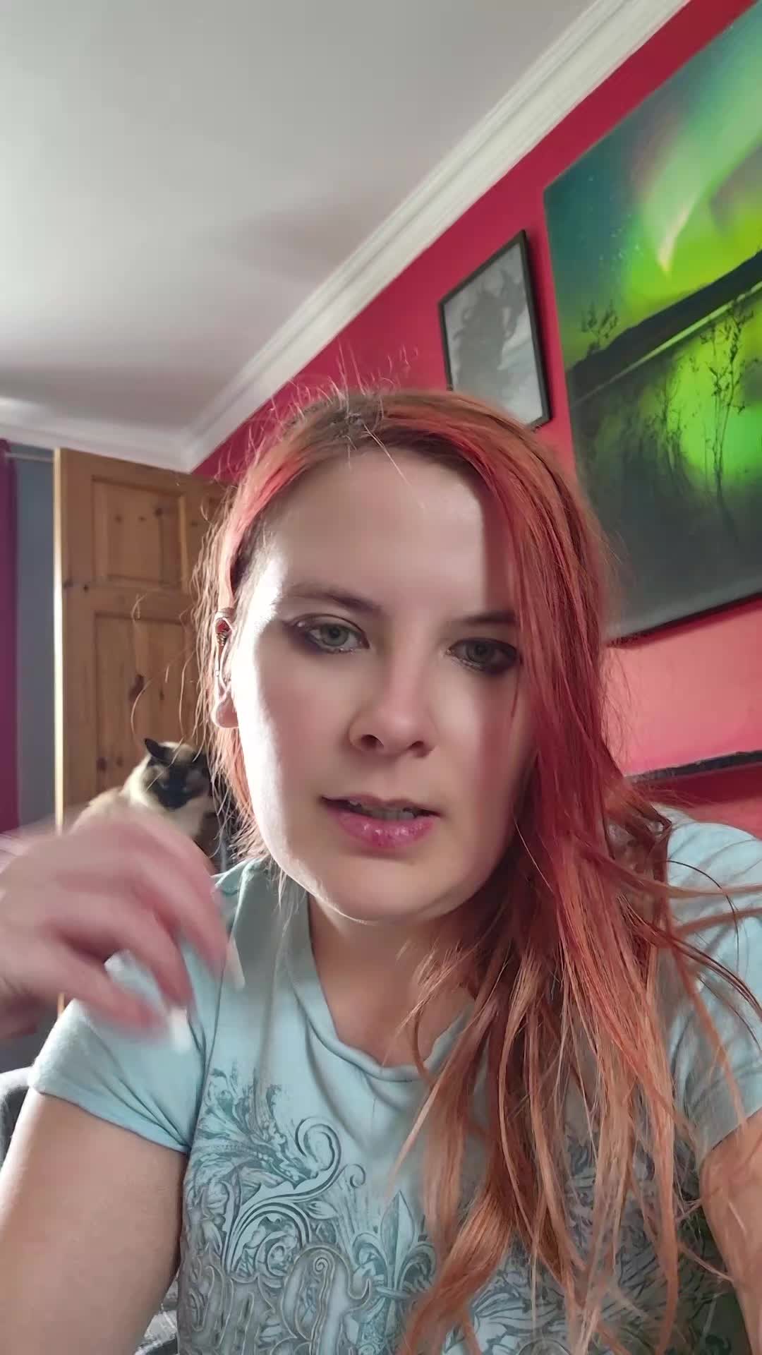 @Nikki