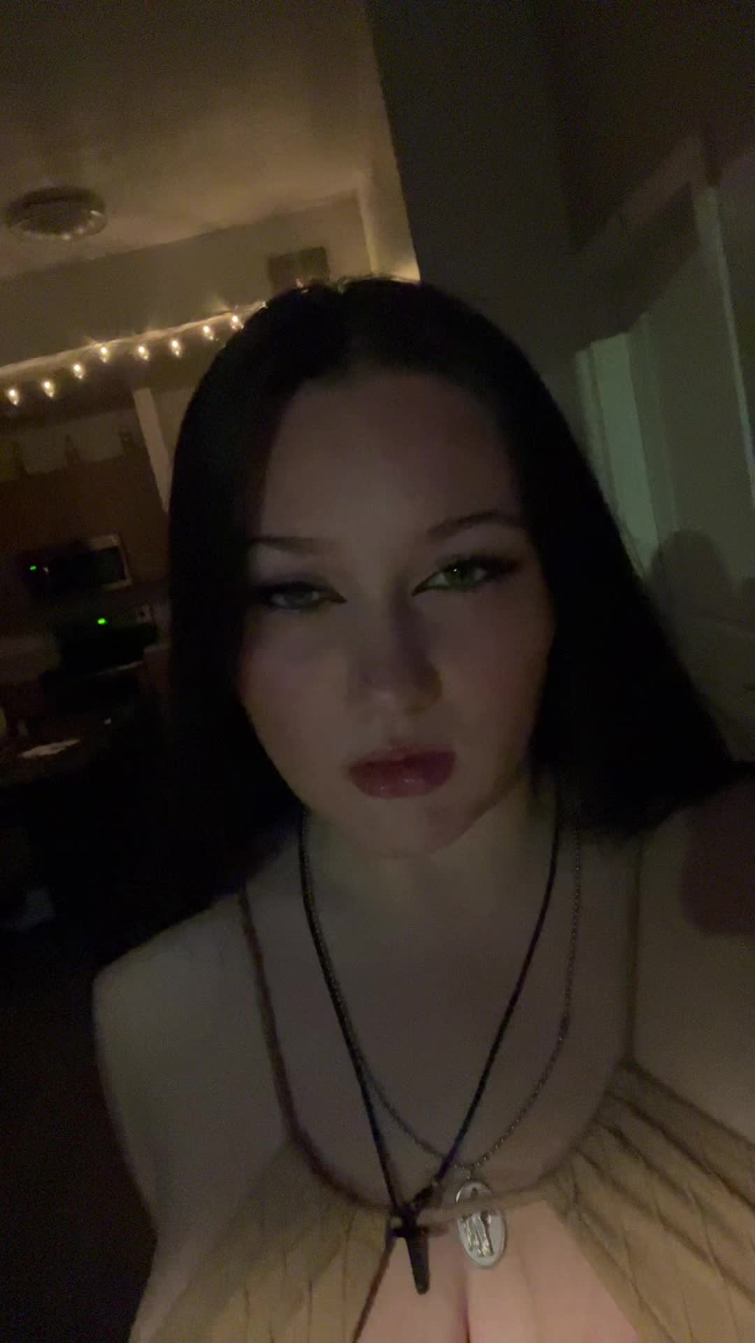 @nikki_marie1624