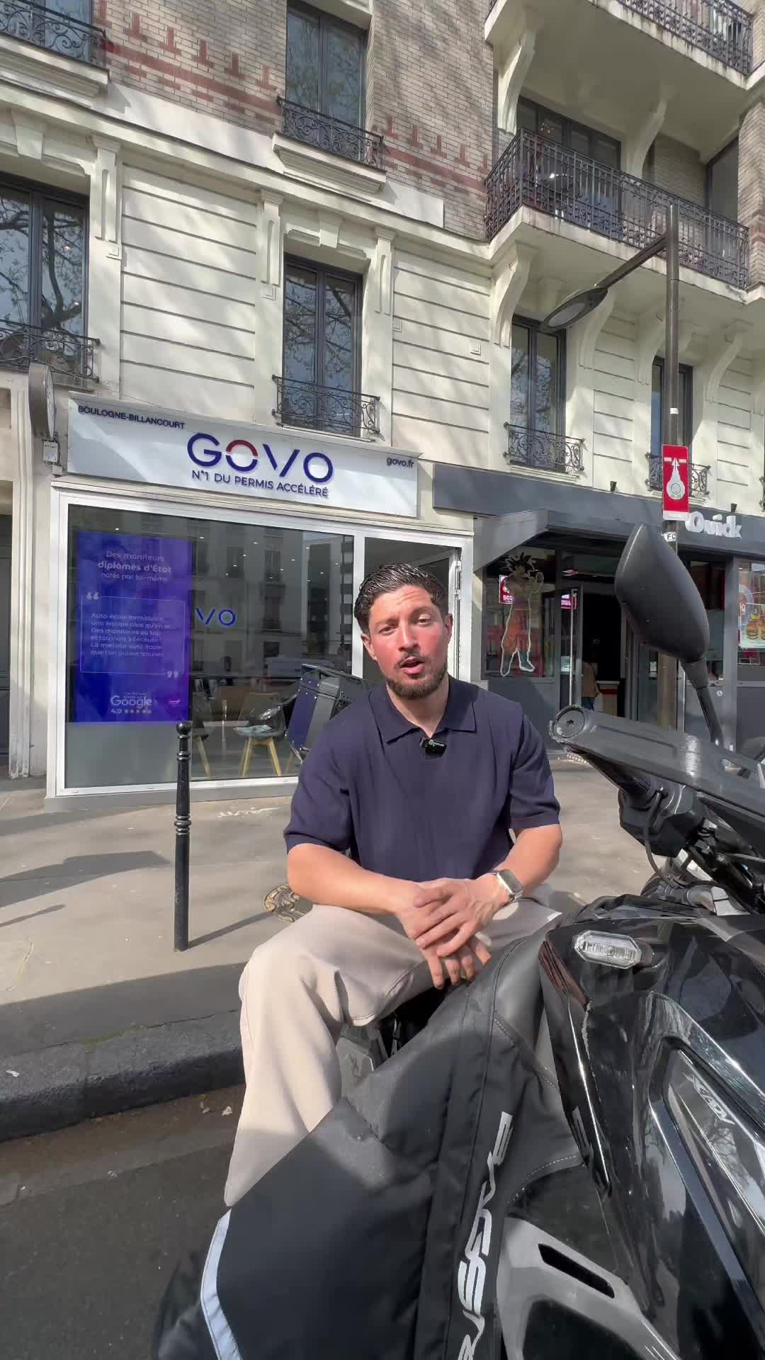 @GOVO AUTO MOTO &Eacute;COLE