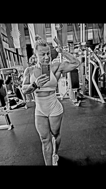 @Pati74_IFBB PRO