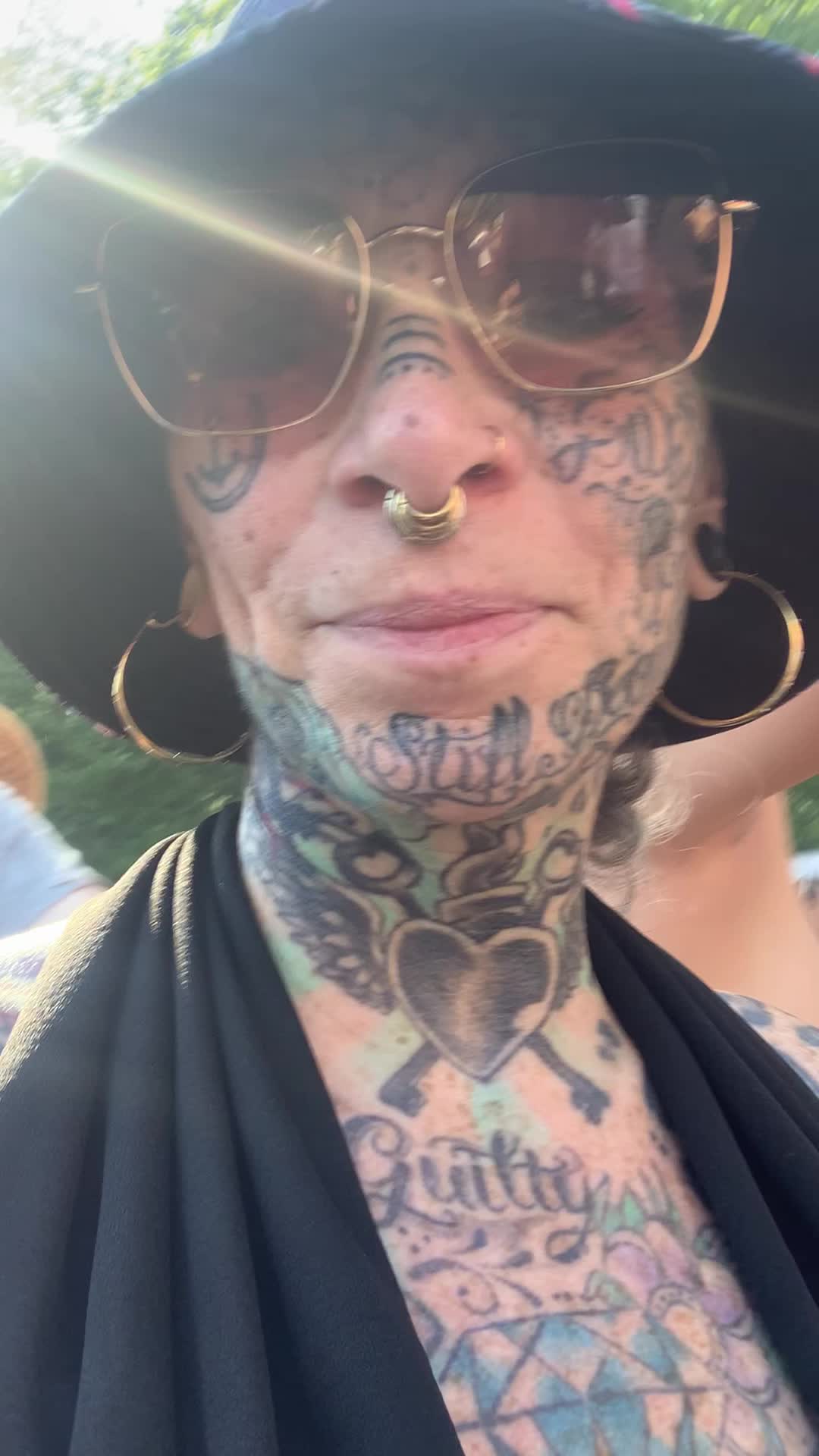@Kiki