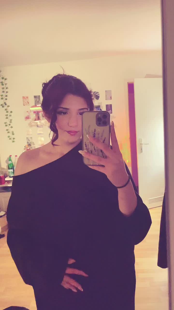 @Melike Kilic747