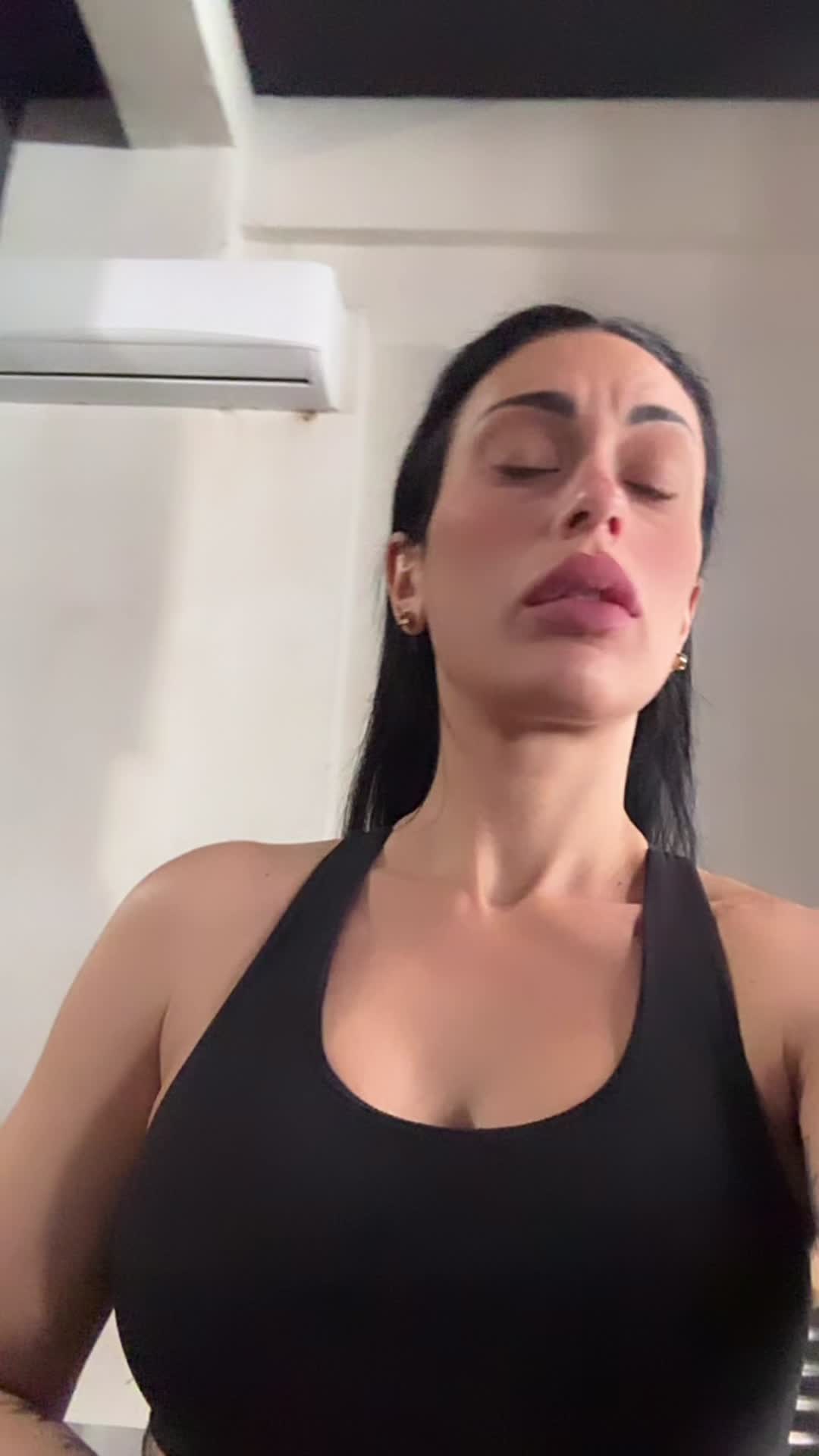 @_MarcyAnto_