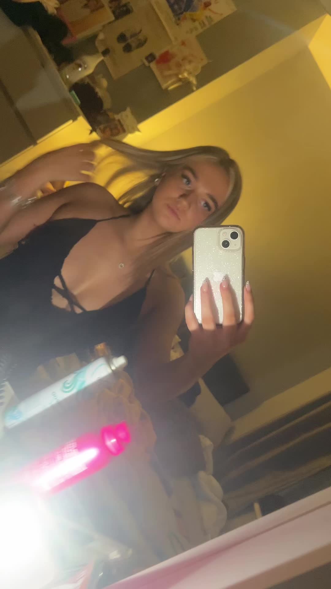 @elladoran02