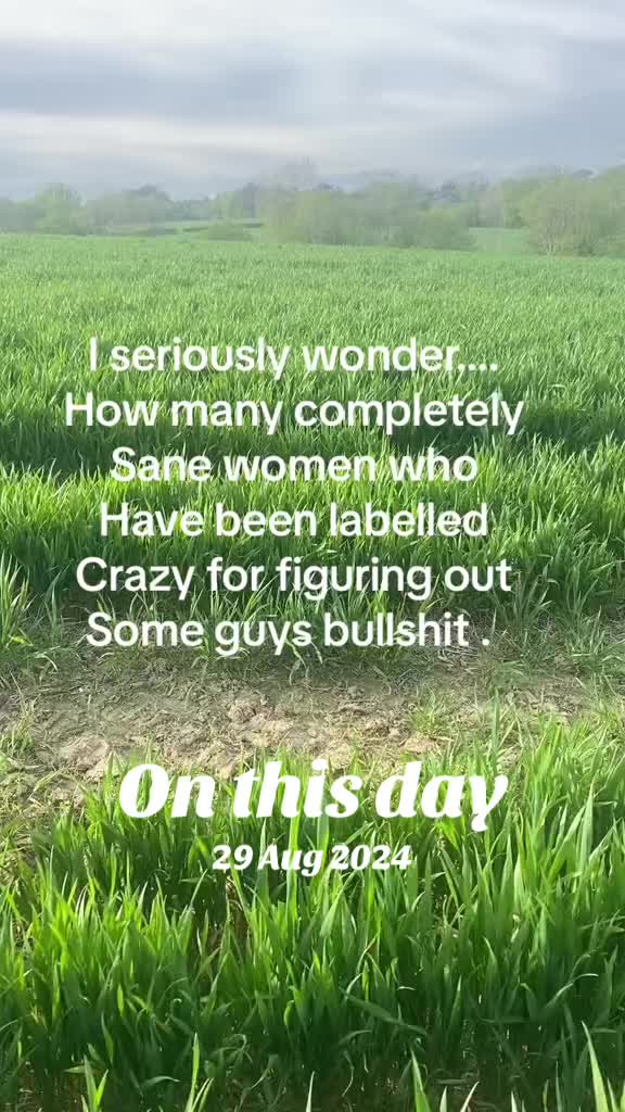 @RosieRiddle