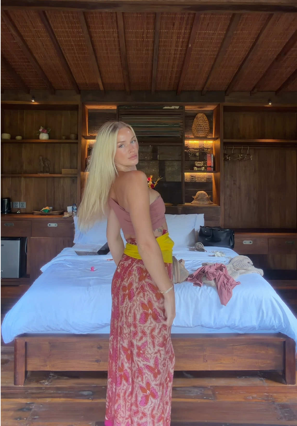 @janikameleon